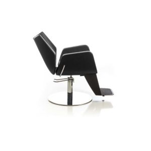 Moderner Barberstuhl mit schwarzer Polsterung und verchromtem Fuß, ideal für Barbershops