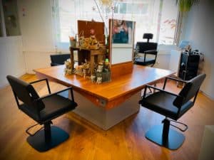 Coiffeur-Linea, Hünibach, Bern, Switzerland.