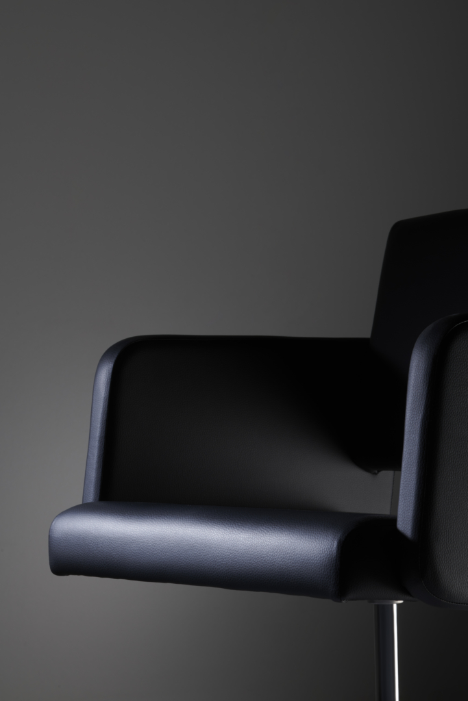 günstiger Friseurstuhl Yuki Detailansicht