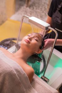 Shirobody Waschliege von Beauty Star. Behandlungsliege und Waschliege in einem Produkt