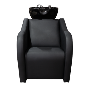 Schwarzer Friseurstuhl mit Waschbecken für Haarpflege und Salonkomfort. Ideal für professionelle Friseurstudios.