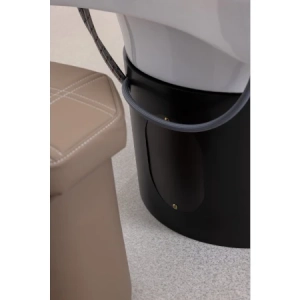 Simply Head Spa "Chrome Base"