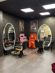 MJ PorQueNo Barberstuhl Crew