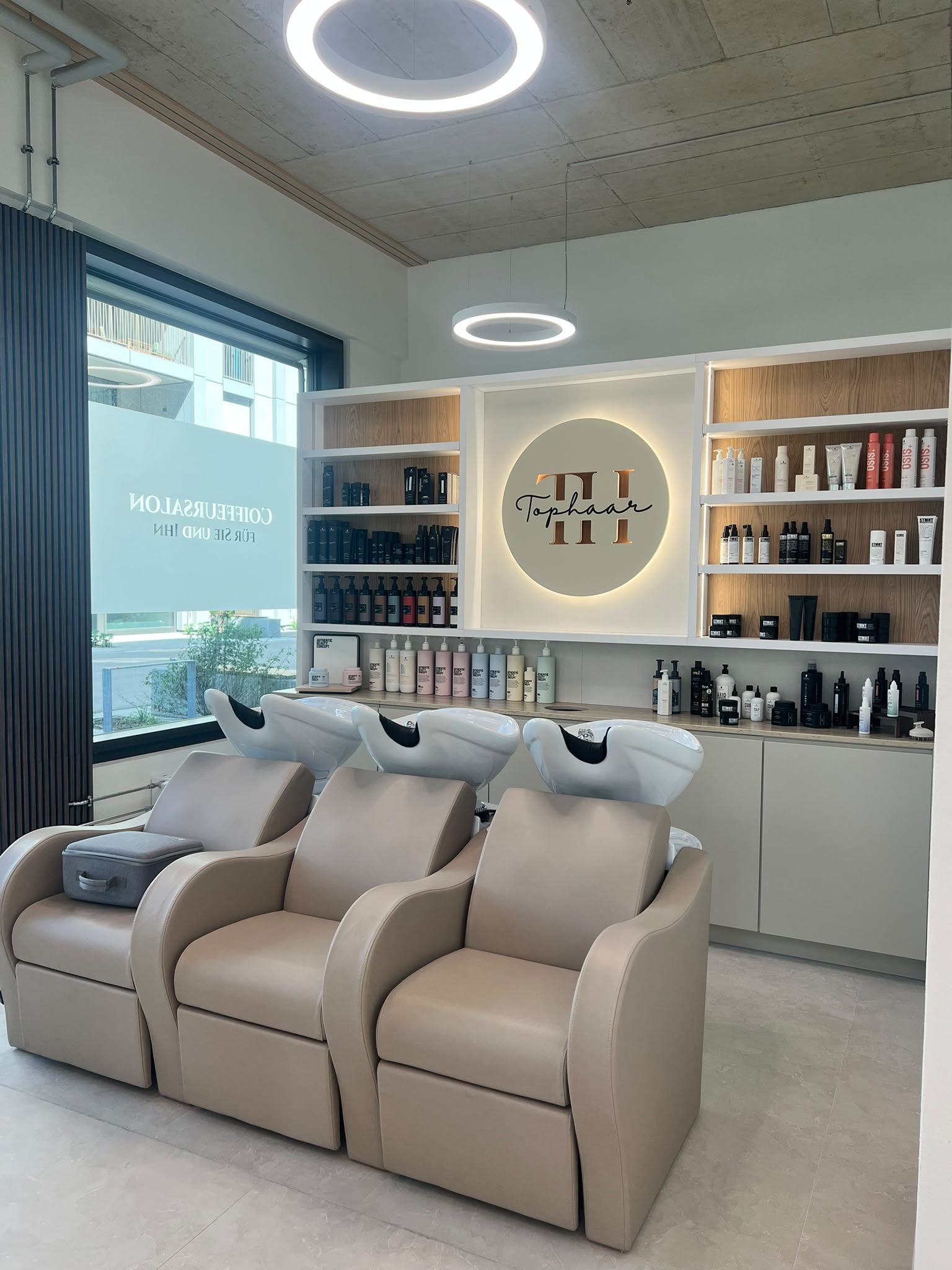 Tophaar GmbH Schweiz 3er Wascheinheit Luxury Legrest
